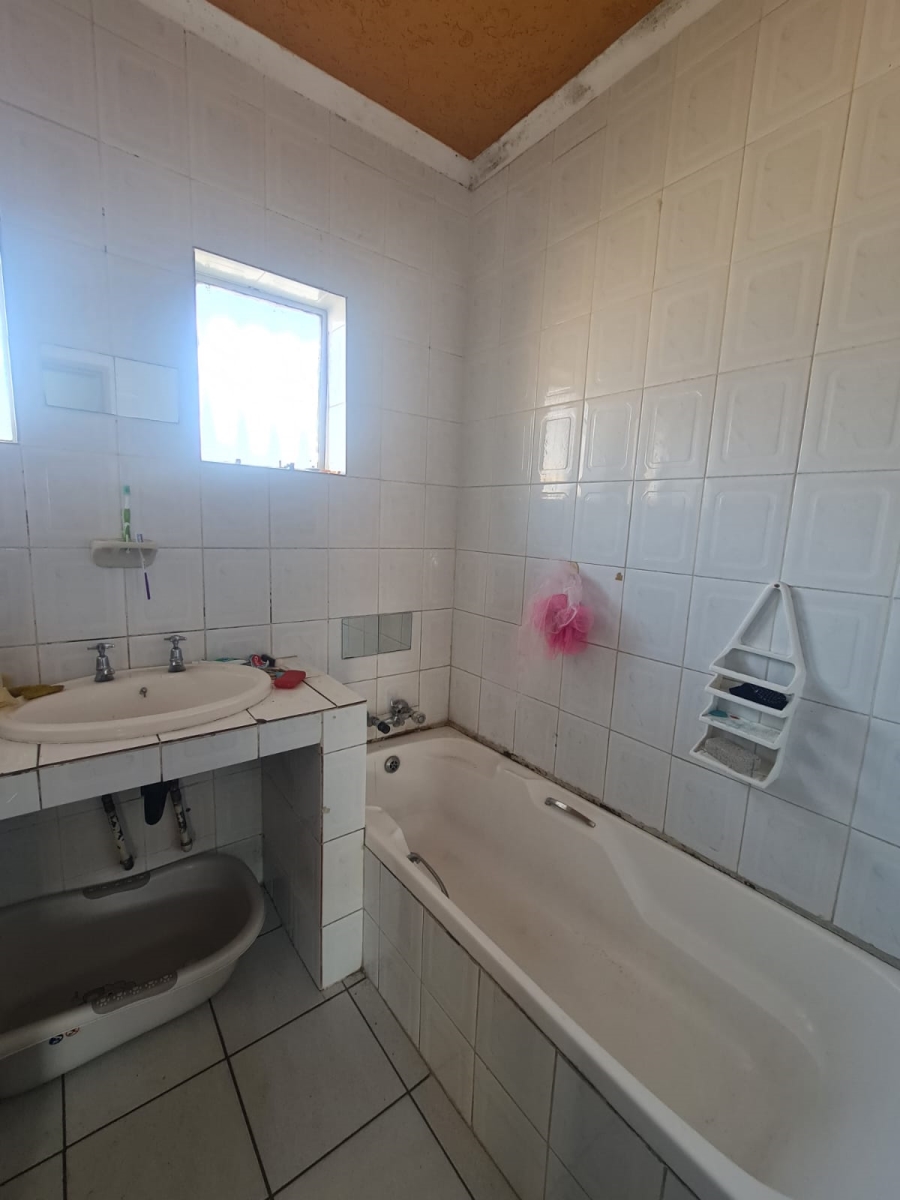 7 Bedroom Property for Sale in Sasolburg Ext 1 Free State